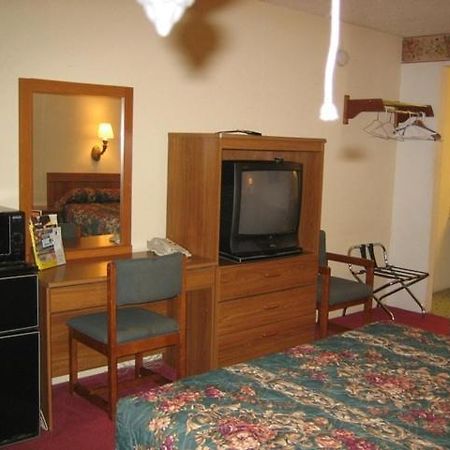 Logan Mountain Trail Inn חדר תמונה