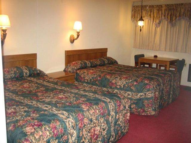 Logan Mountain Trail Inn חדר תמונה