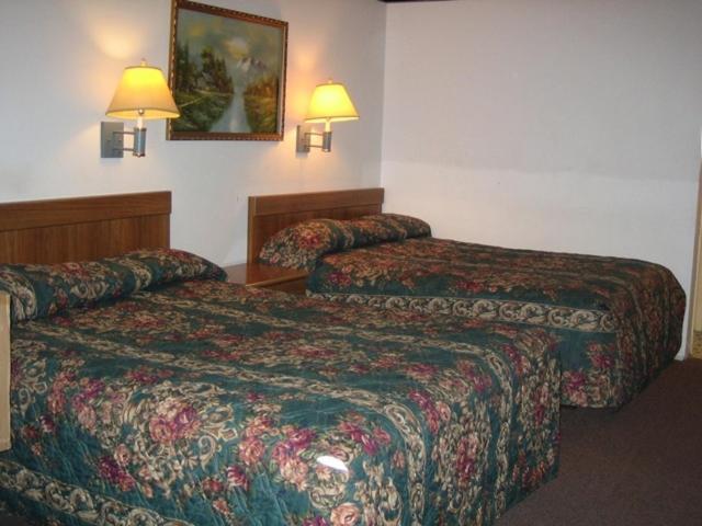 Logan Mountain Trail Inn חדר תמונה
